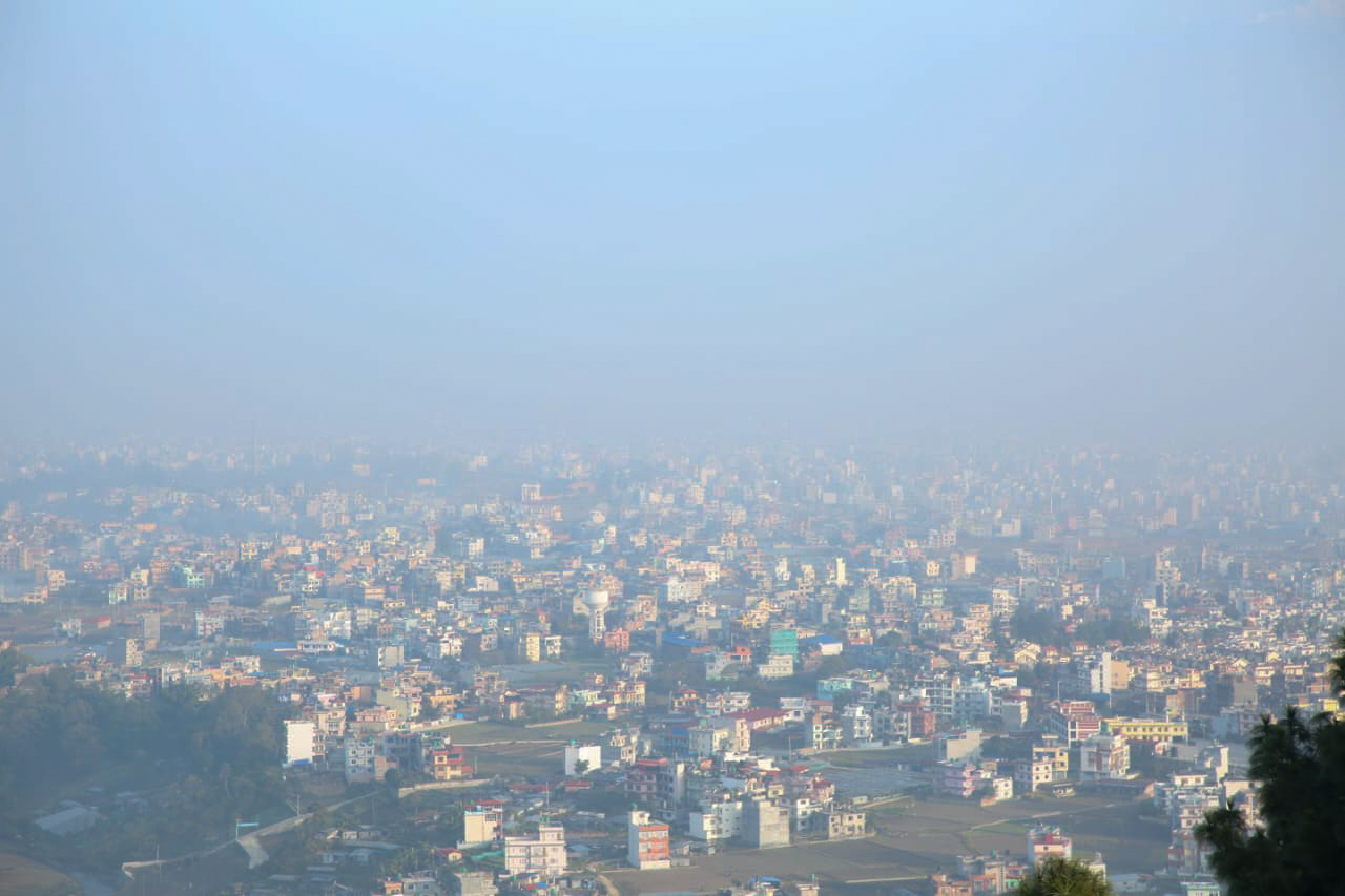 भिजिवीलिटी कम हुँदा पर्यटकहरुको यात्रा योजनामा असर